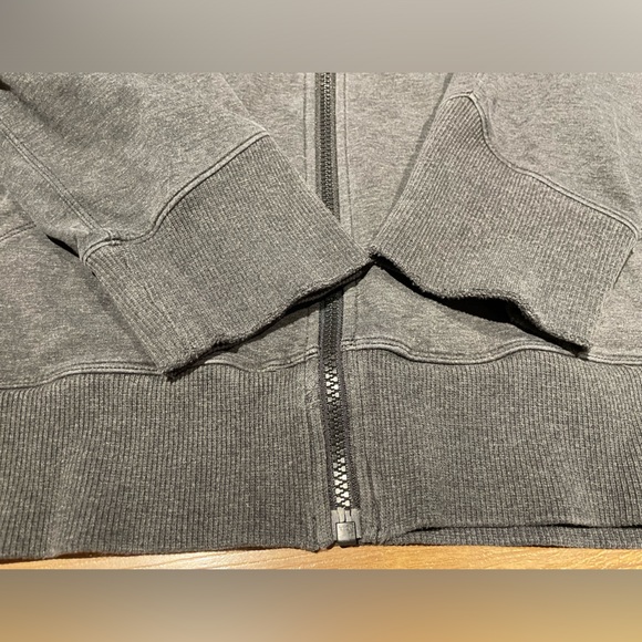 Lululemon Ready to Roll Hoodie Heathered Black Size 8 - Picture 6 of 14